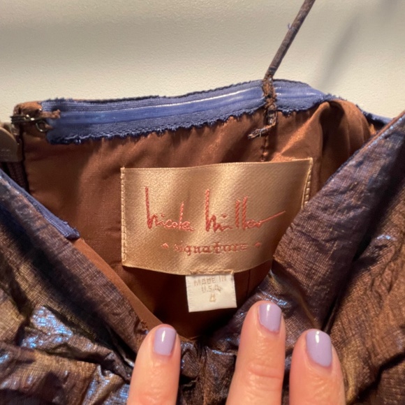 Nicole Miller Signature Taffeta Gown - Picture 5 of 5